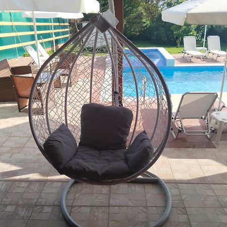 Maria Lemoni Swimming Pool Apartment Неа-Скиони Экстерьер фото