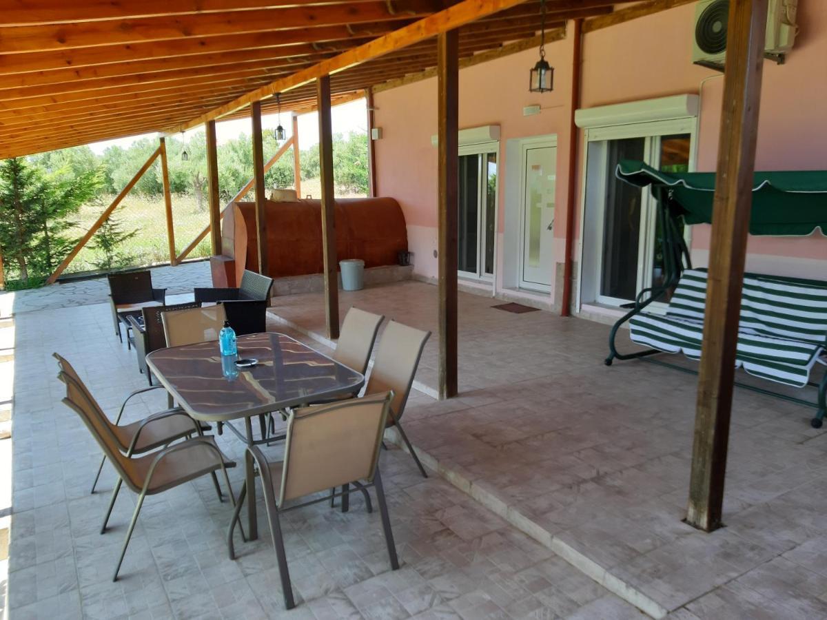 Maria Lemoni Swimming Pool Apartment Неа-Скиони Экстерьер фото