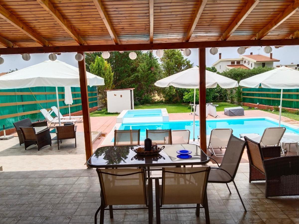 Maria Lemoni Swimming Pool Apartment Неа-Скиони Экстерьер фото