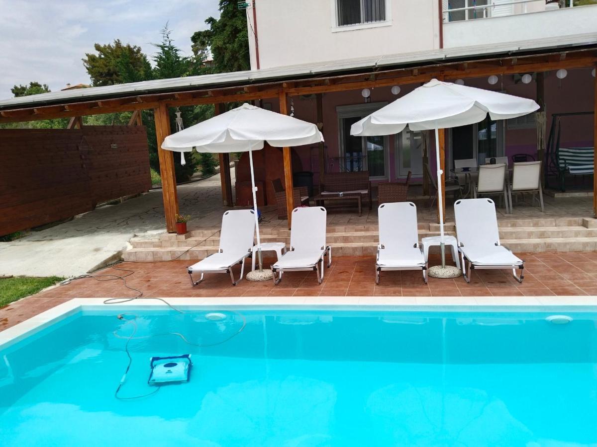 Maria Lemoni Swimming Pool Apartment Неа-Скиони Экстерьер фото